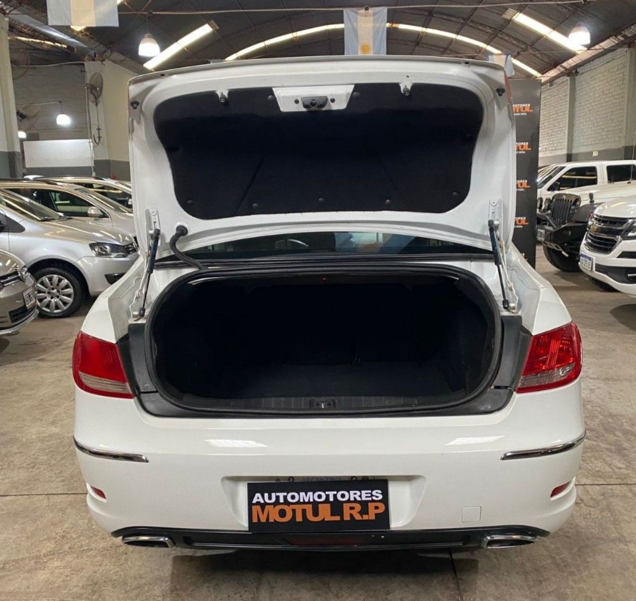 Peugeot 408 Usado en Mendoza, deRuedas
