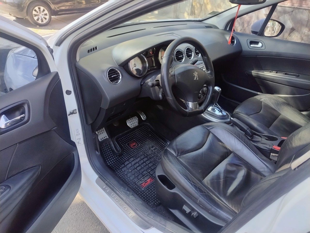 Peugeot 408 Usado Financiado en Mendoza, deRuedas