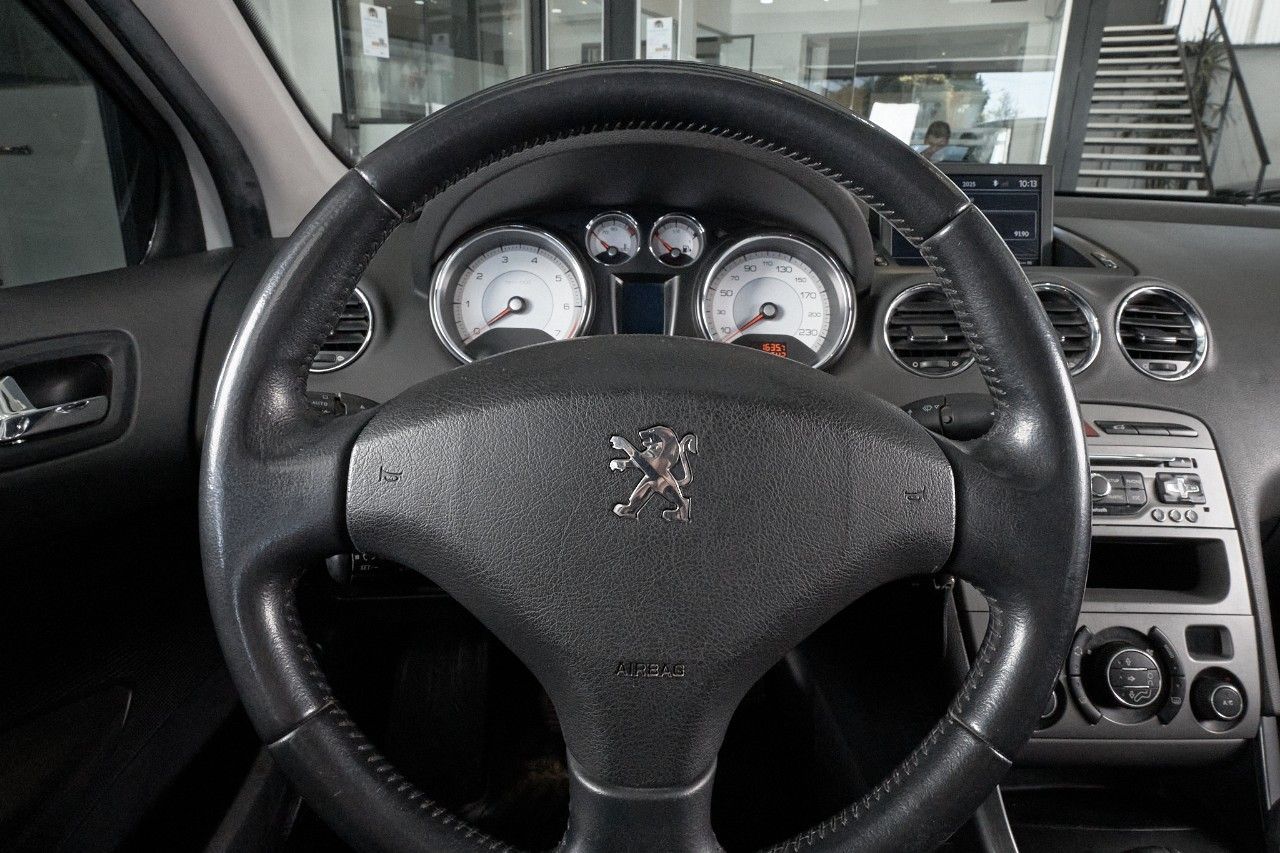 Peugeot 408 Usado Financiado en Córdoba, deRuedas