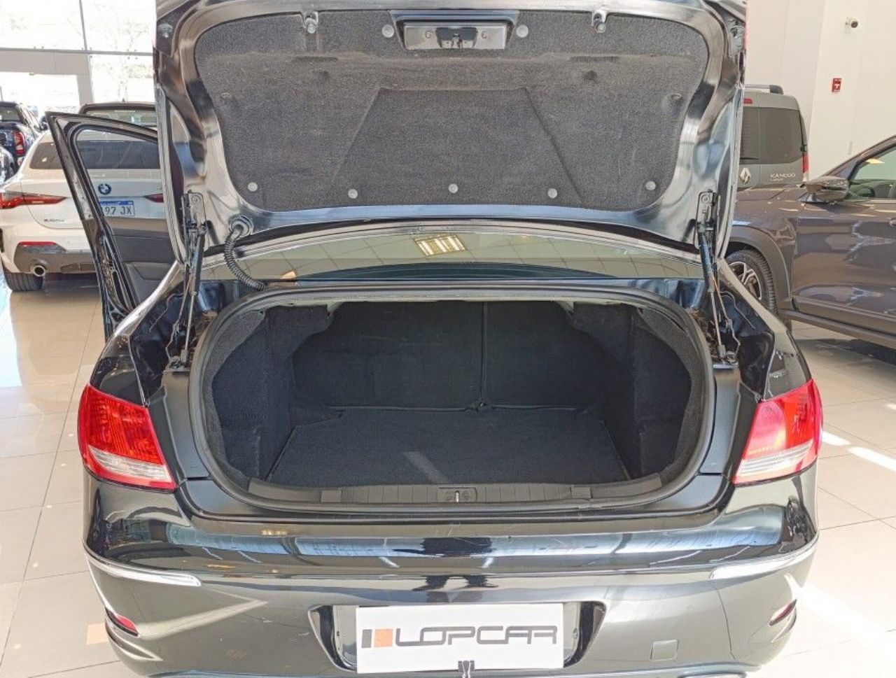 Peugeot 408 Usado Financiado en Córdoba, deRuedas