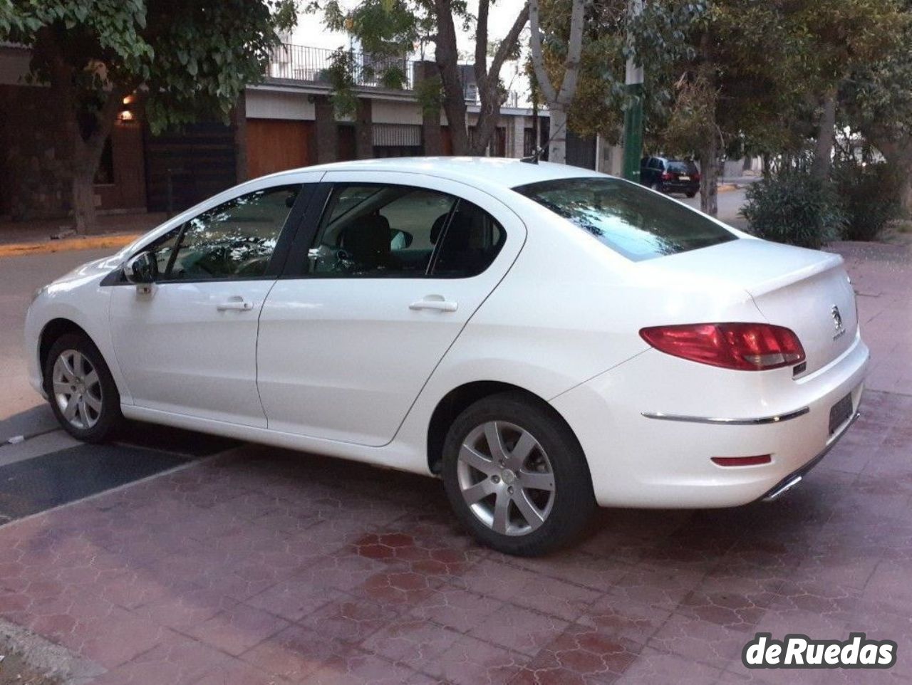 Peugeot 408 Usado en Mendoza, deRuedas