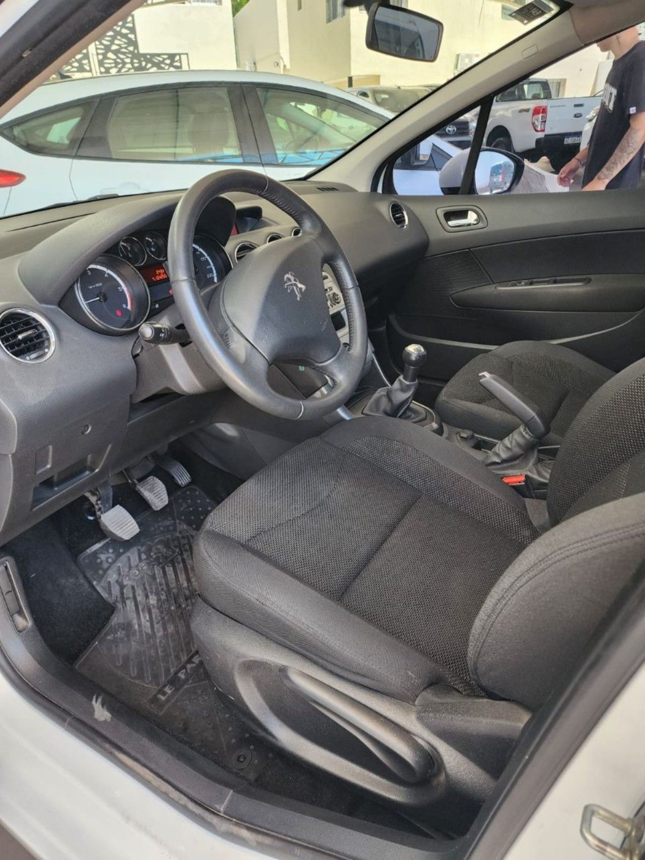 Peugeot 408 Usado en Mendoza, deRuedas