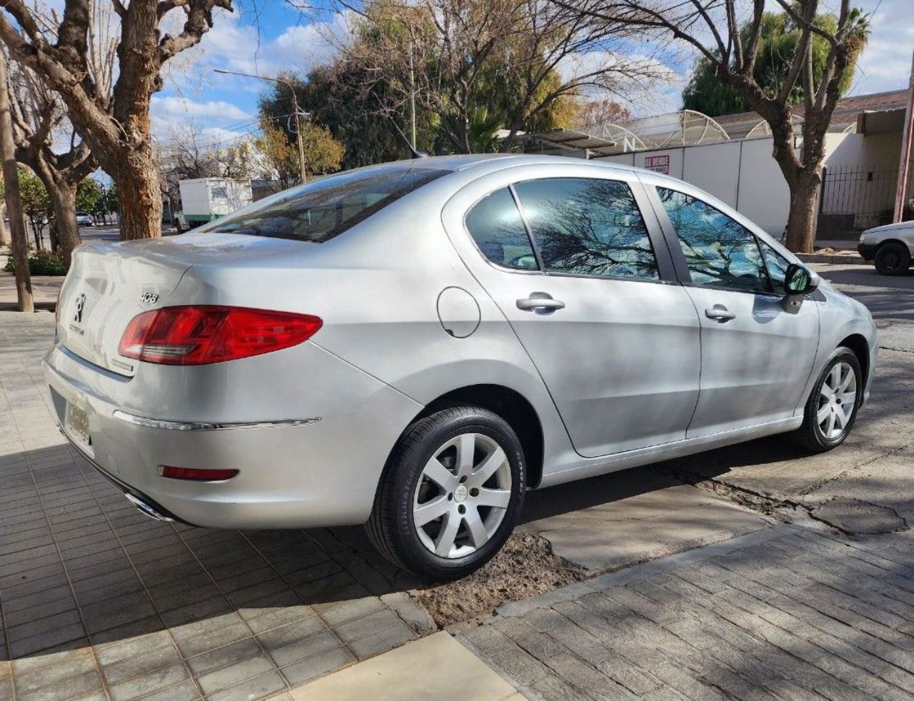 Peugeot 408 Usado en Mendoza, deRuedas
