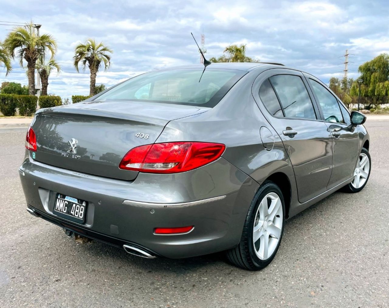 Peugeot 408 Usado Financiado en Mendoza, deRuedas