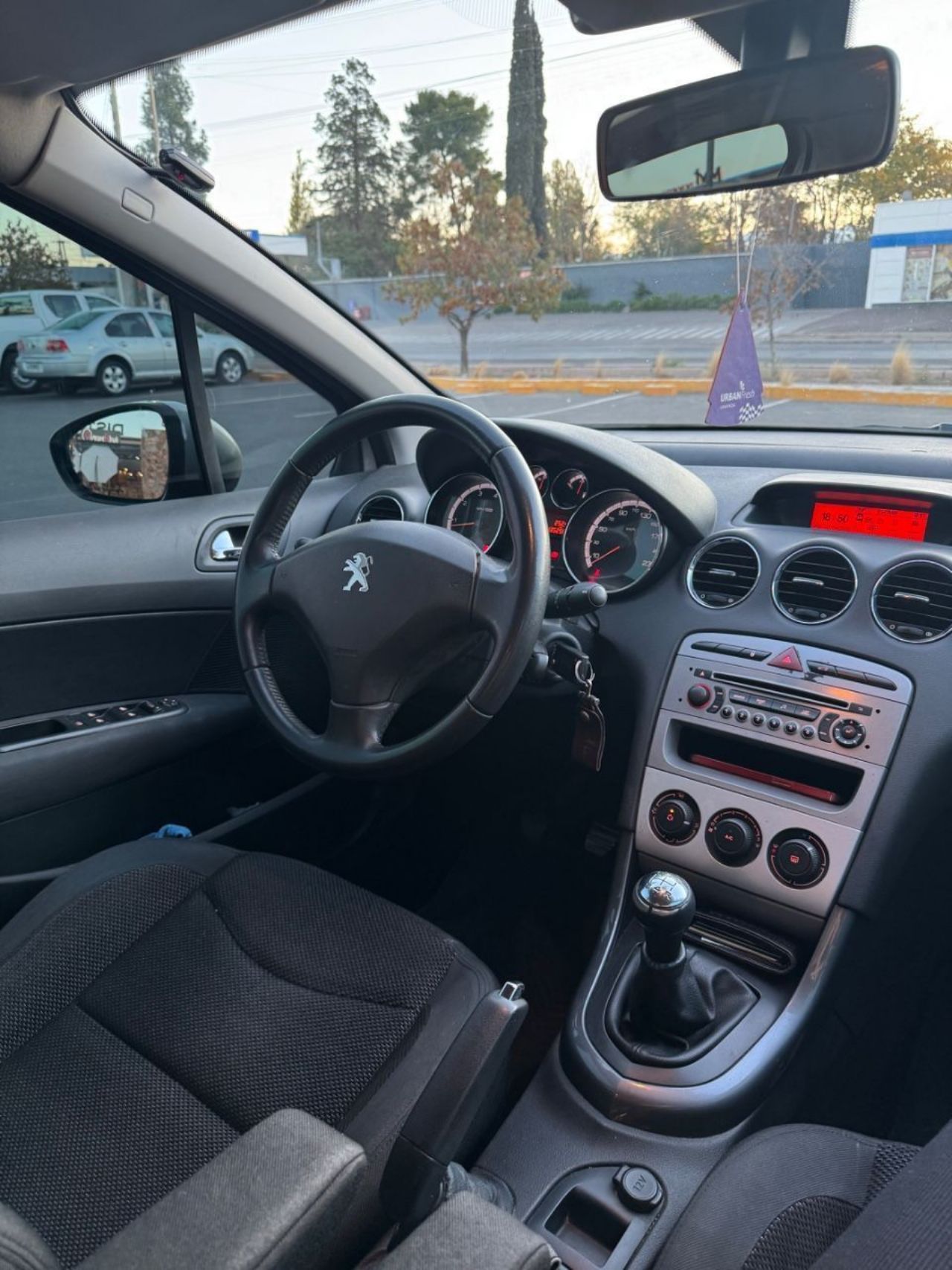 Peugeot 408 Usado en Mendoza, deRuedas