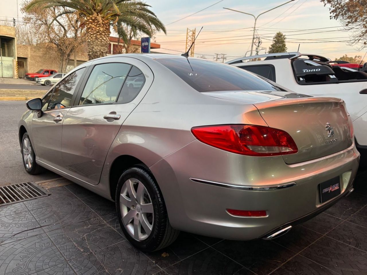 Peugeot 408 Usado en Mendoza, deRuedas
