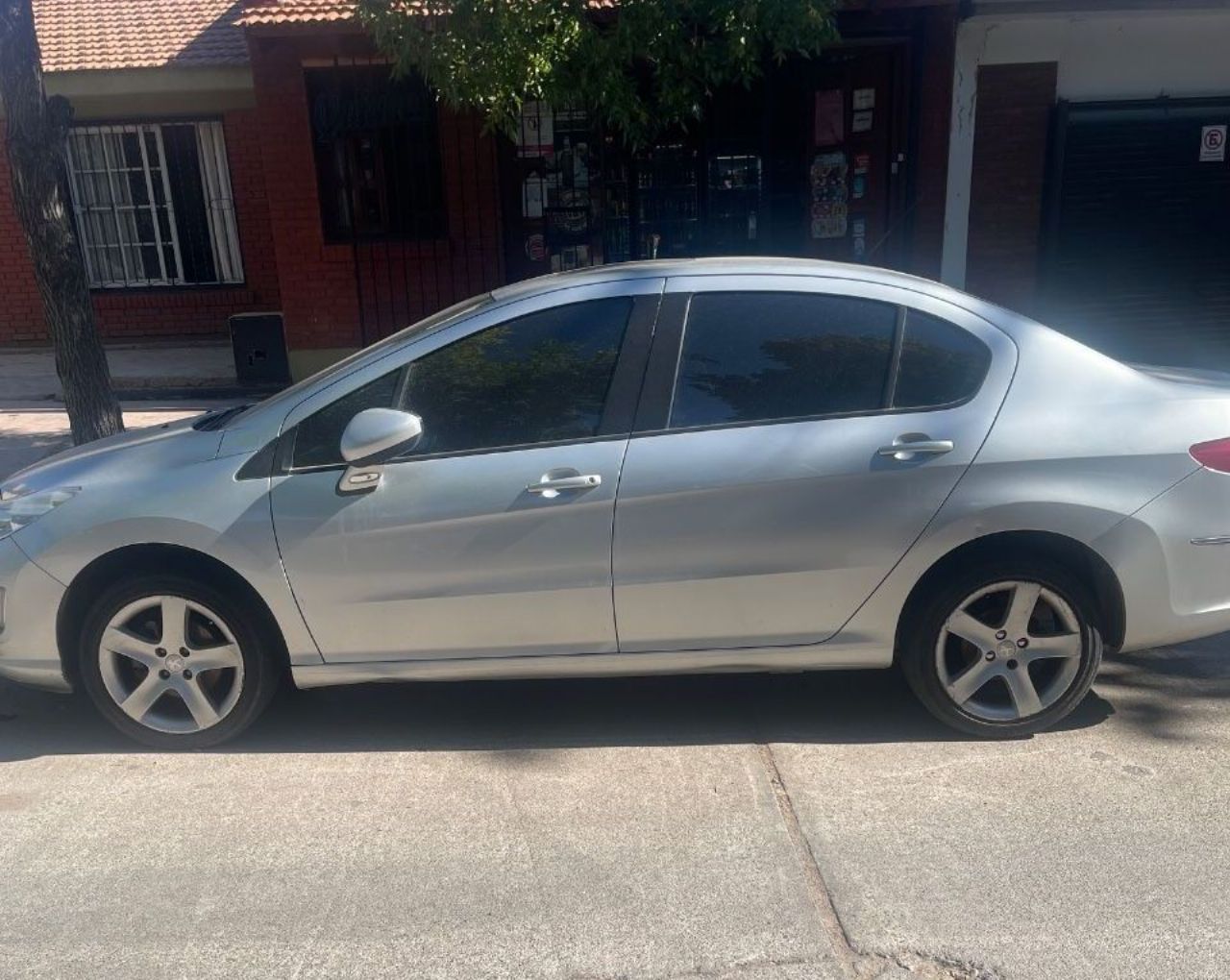 Peugeot 408 Usado en Mendoza, deRuedas