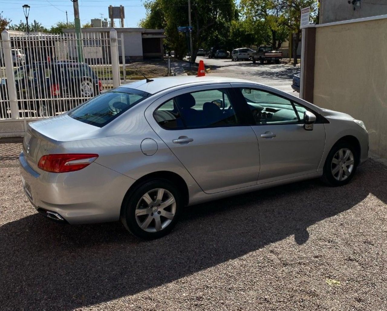 Peugeot 408 Usado en Mendoza, deRuedas