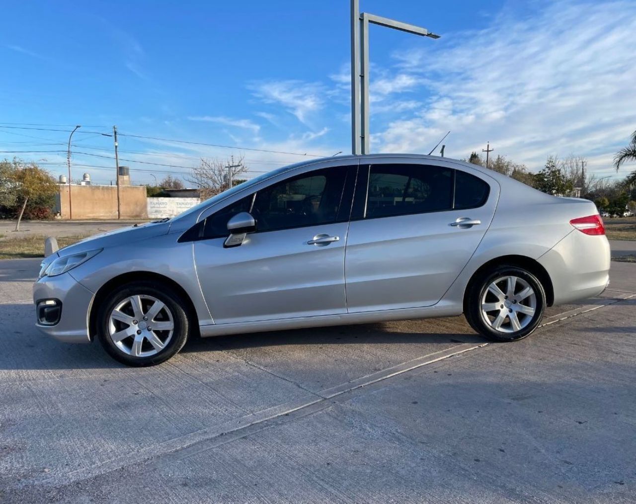 Peugeot 408 Usado en San Luis, deRuedas