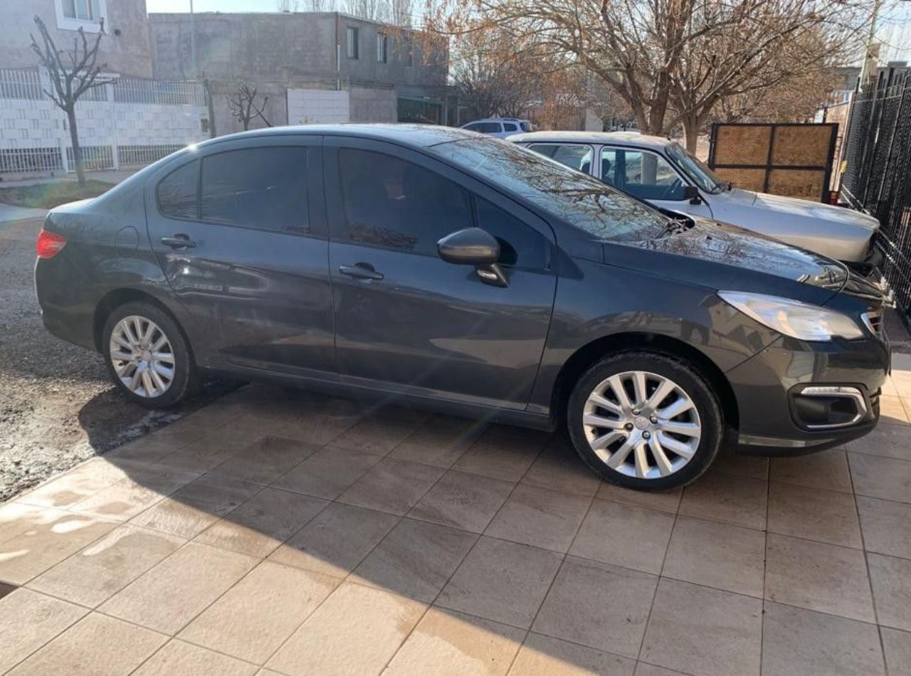 Peugeot 408 Usado en Mendoza, deRuedas