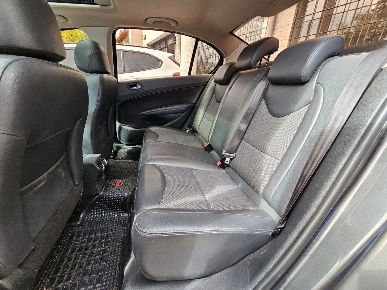 Peugeot 408 Usado Financiado en Mendoza, deRuedas