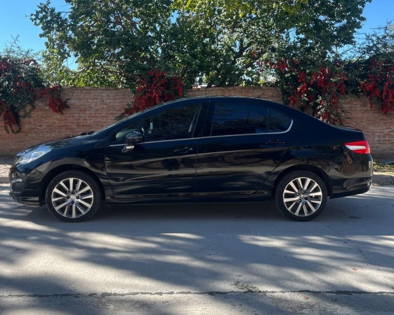 Peugeot 408 Usado en San Luis, deRuedas