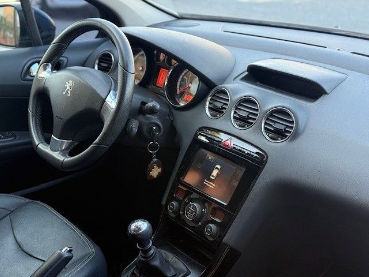 Peugeot 408 Usado en San Juan, deRuedas