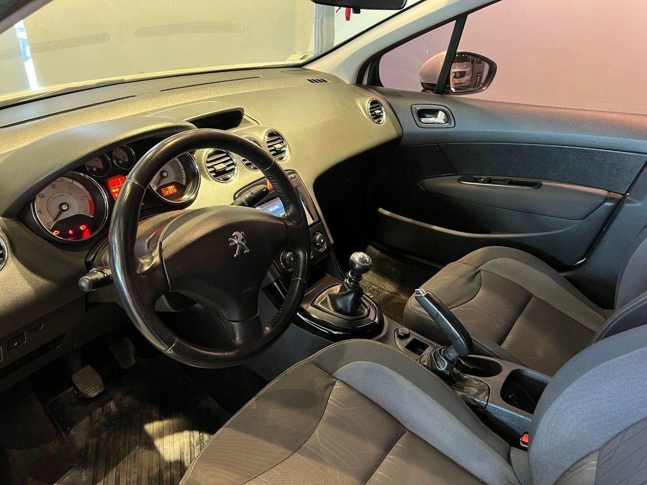 Peugeot 408 Usado Financiado en Córdoba, deRuedas