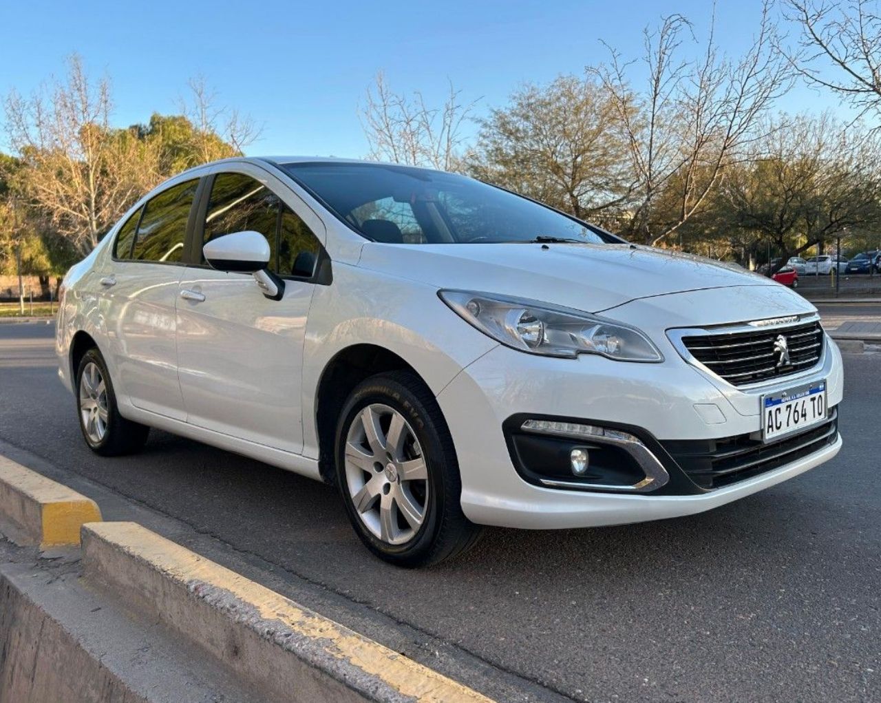 Peugeot 408 Usado Financiado en Mendoza, deRuedas