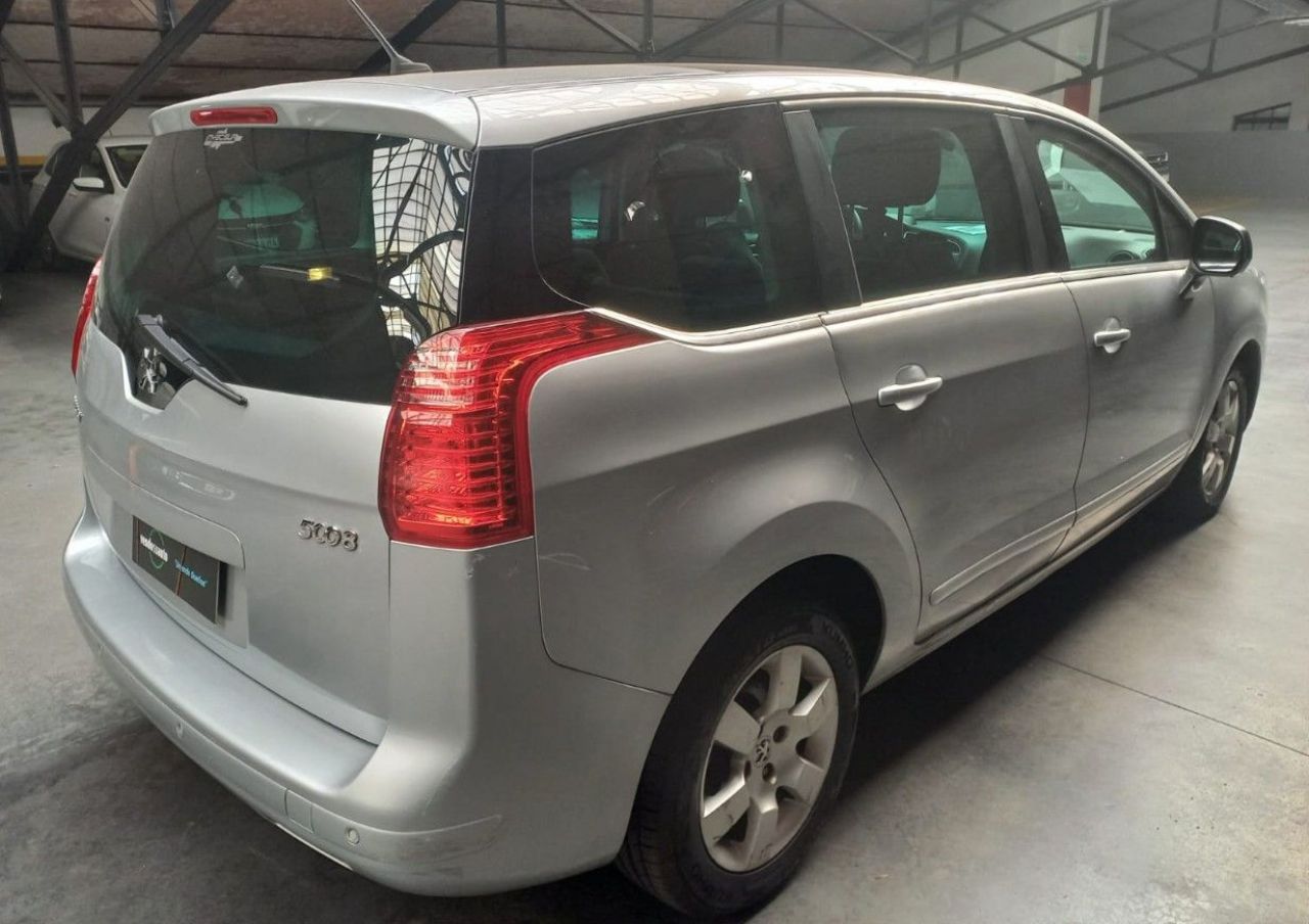 Peugeot 5008 Usado Financiado en Buenos Aires, deRuedas