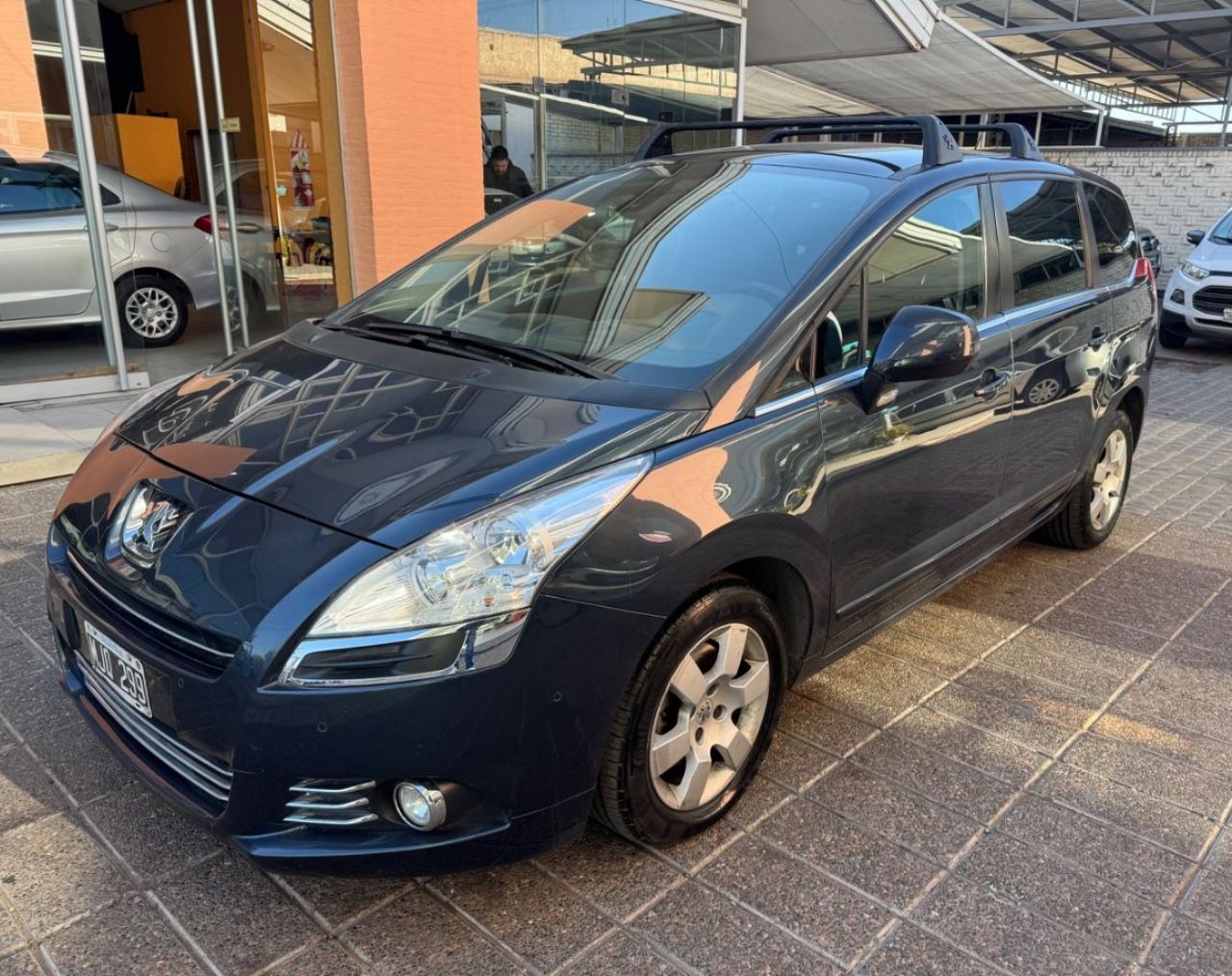 Peugeot 5008 Usado Financiado en Mendoza, deRuedas