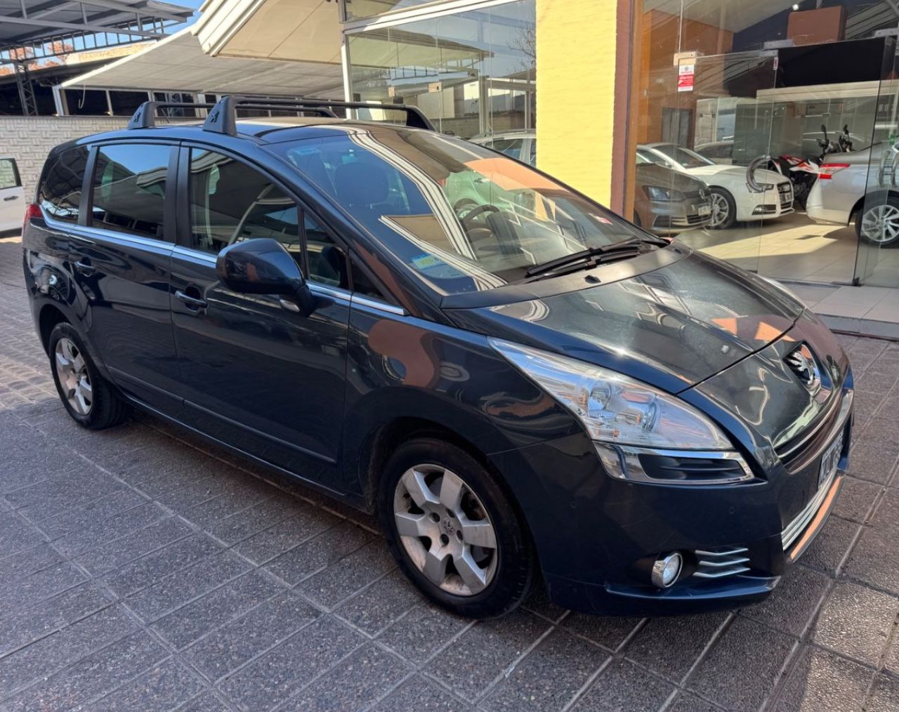 Peugeot 5008 Usado Financiado en Mendoza, deRuedas