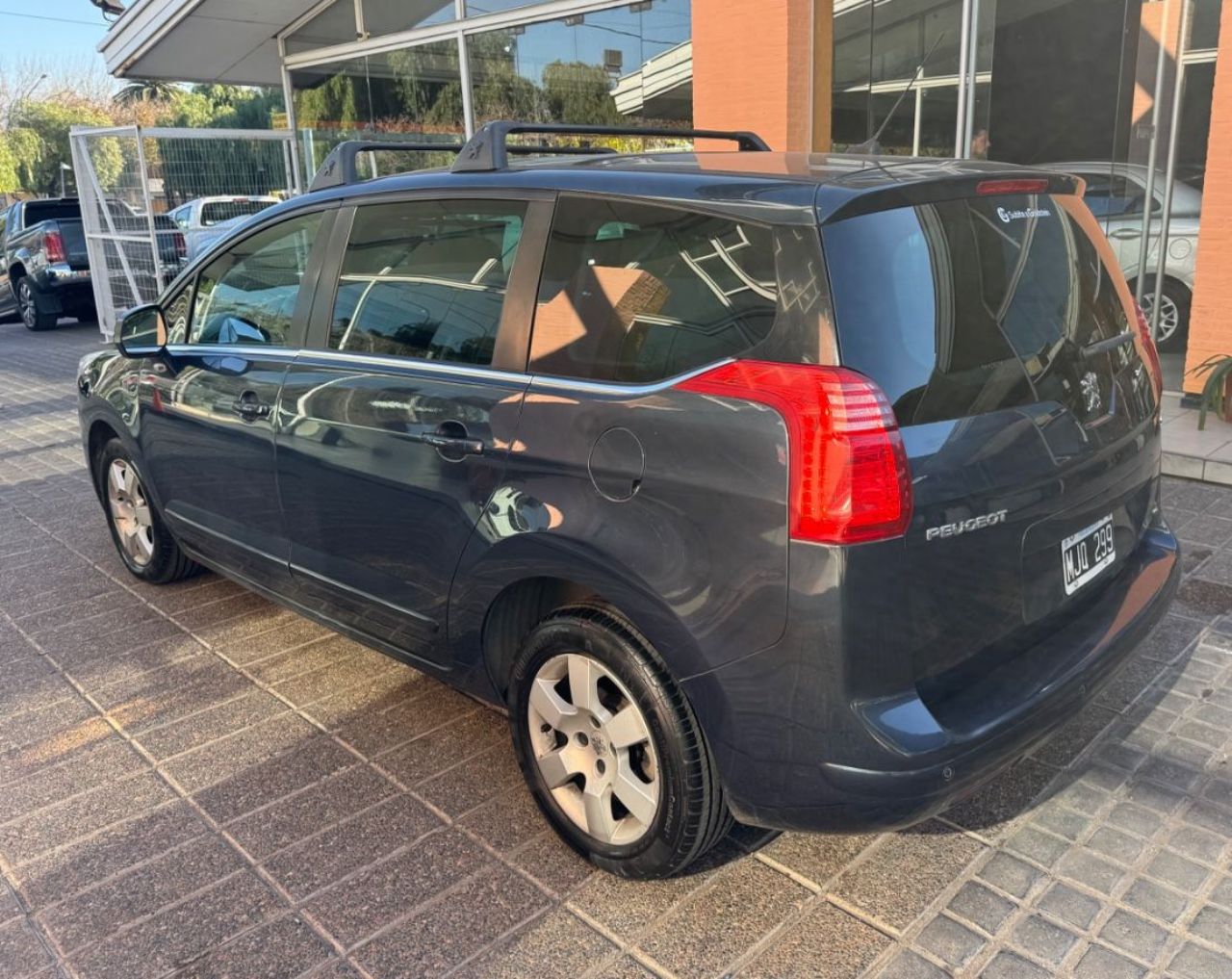 Peugeot 5008 Usado Financiado en Mendoza, deRuedas