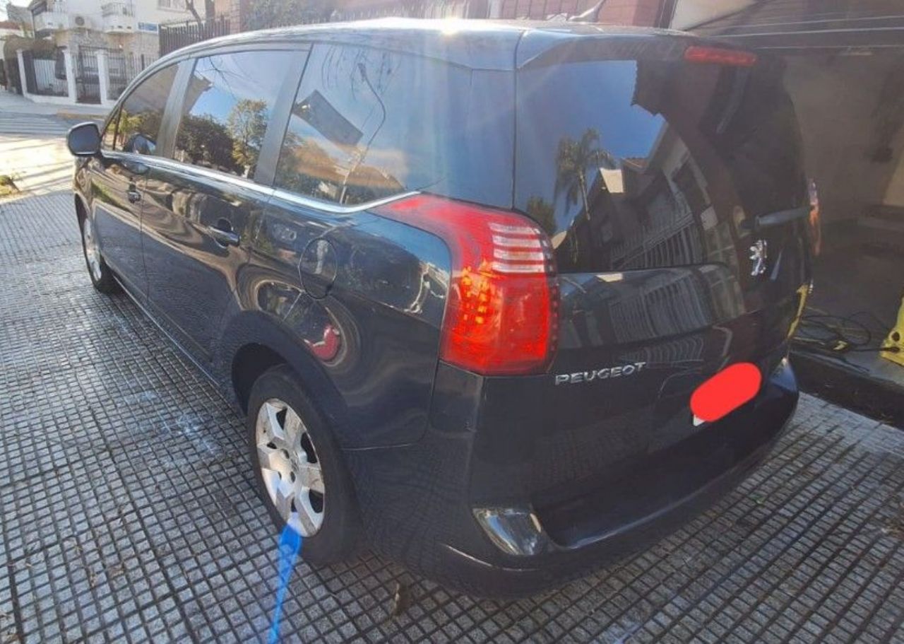 Peugeot 5008 Usado en Buenos Aires, deRuedas