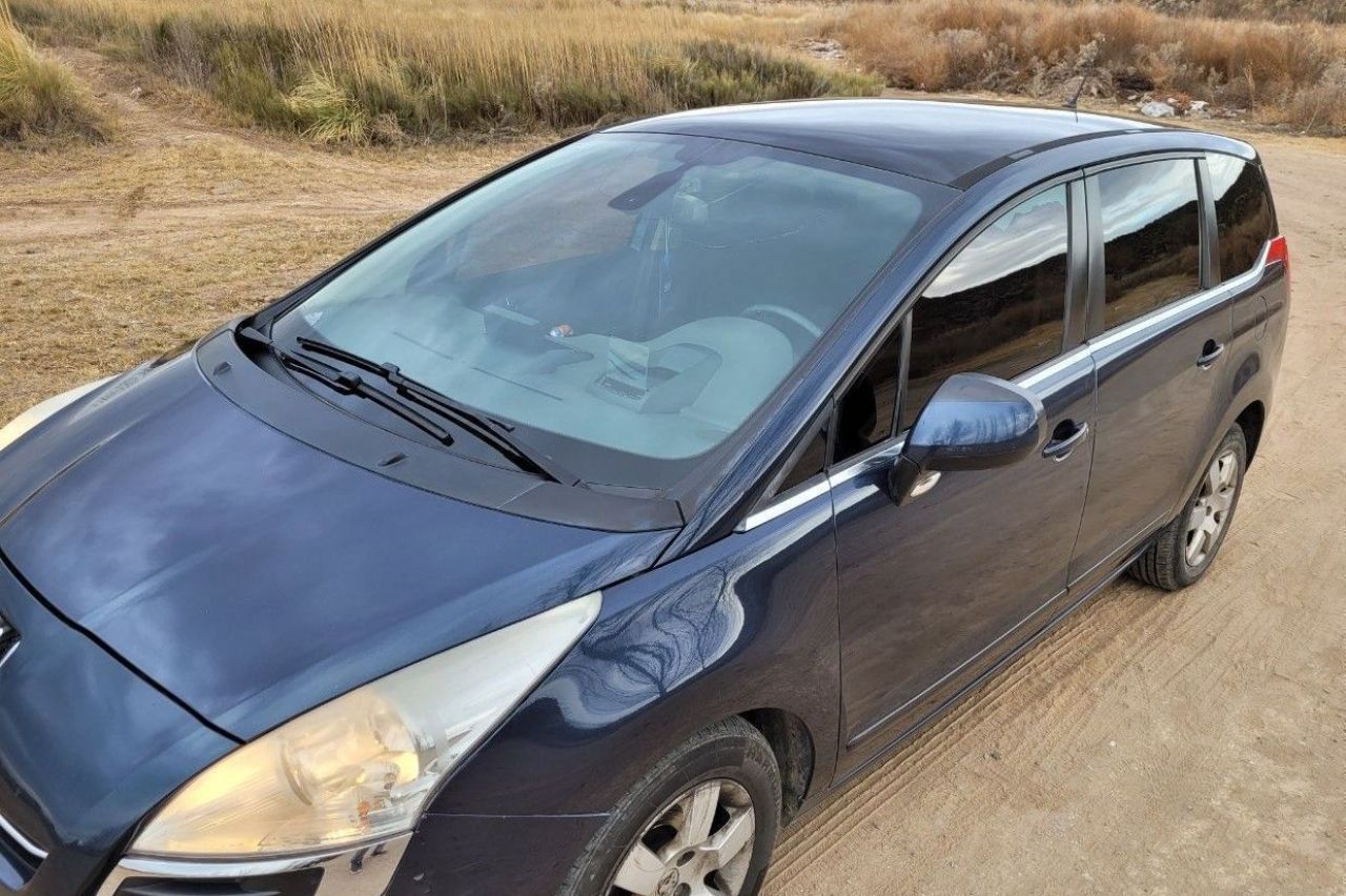 Peugeot 5008 Usado en Mendoza, deRuedas