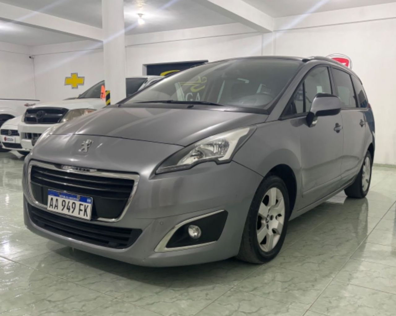 Peugeot 5008 Usado en Mendoza, deRuedas