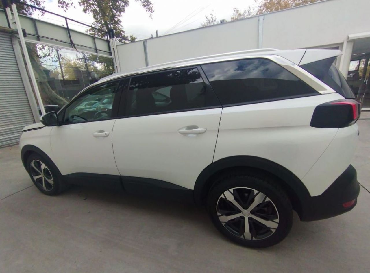 Peugeot 5008 Usado en Mendoza, deRuedas