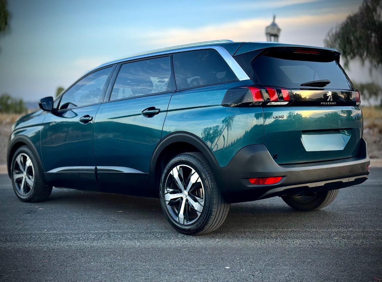Peugeot 5008 Usado Financiado en Mendoza, deRuedas