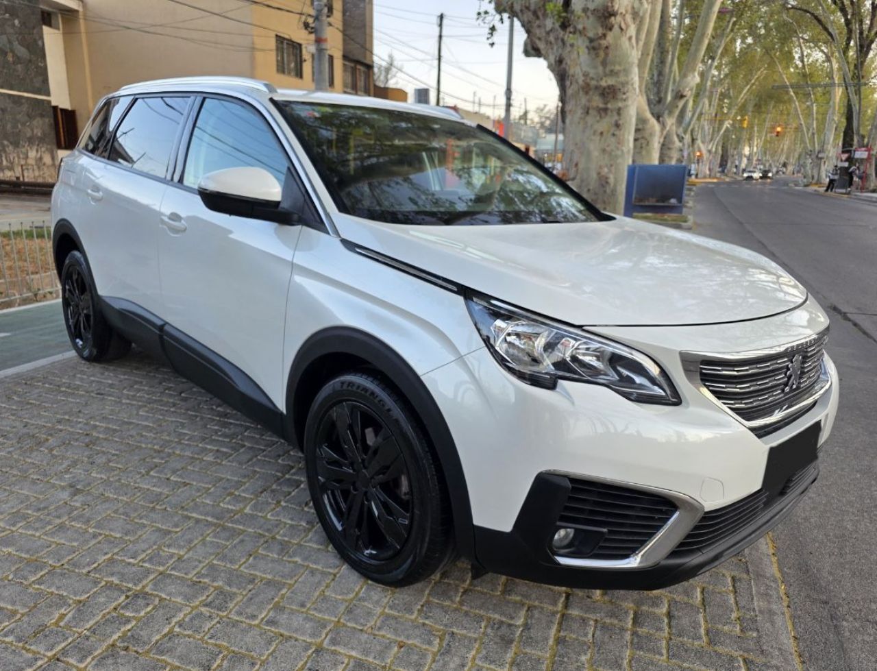 Peugeot 5008 Usado en Mendoza, deRuedas