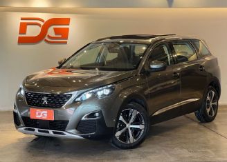 Peugeot 5008 Usado en Córdoba Financiado