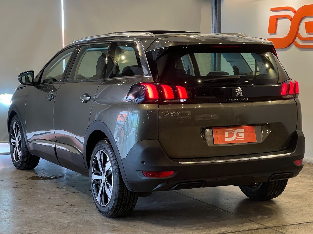 Peugeot 5008 Usado Financiado en Córdoba, deRuedas