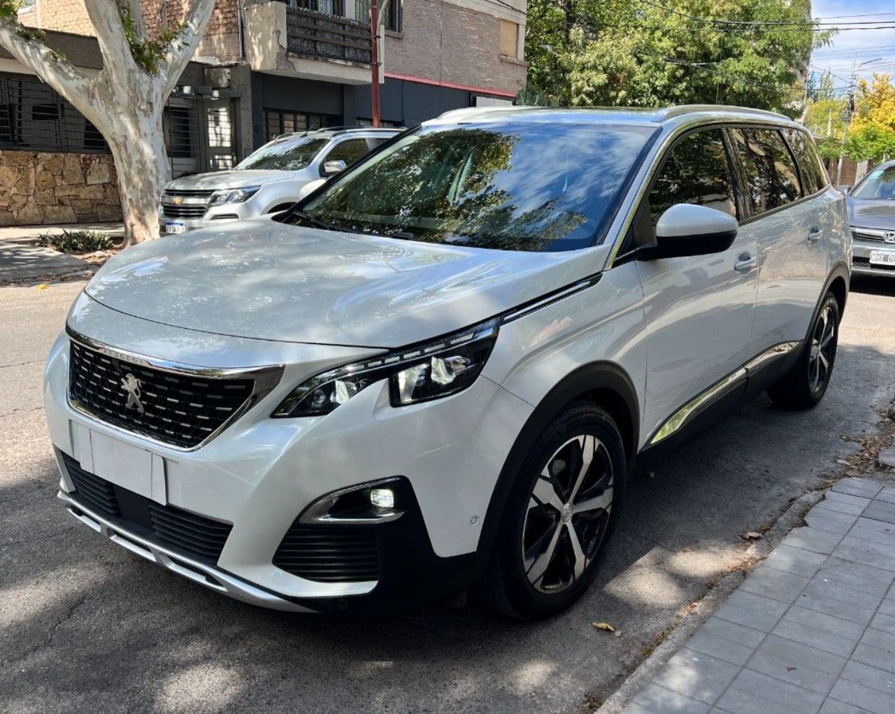 Peugeot 5008 Usado Financiado en Mendoza, deRuedas