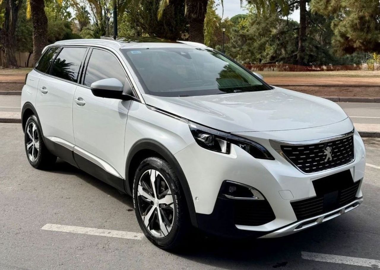 Peugeot 5008 Usado Financiado en Mendoza, deRuedas