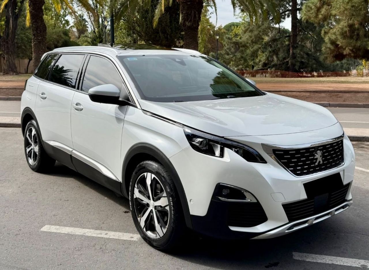 Peugeot 5008 Usado Financiado en Mendoza, deRuedas