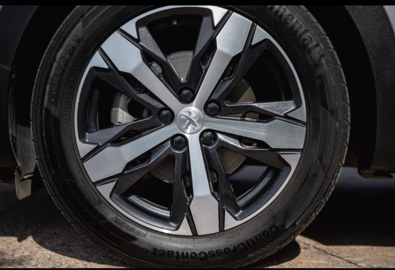 Peugeot 5008 Usado en Córdoba, deRuedas