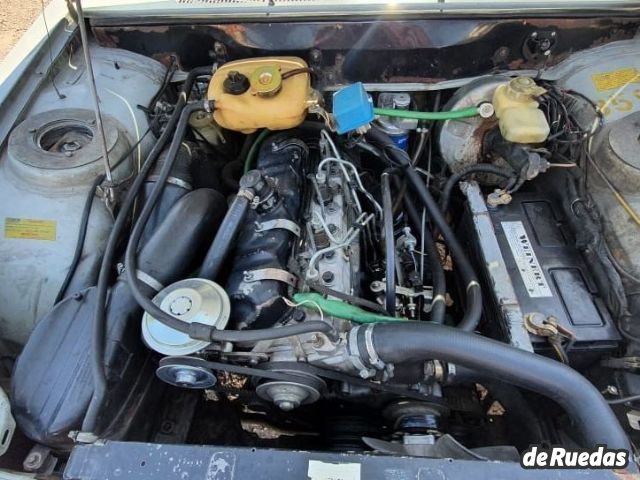Peugeot 504 Usada en Mendoza, deRuedas