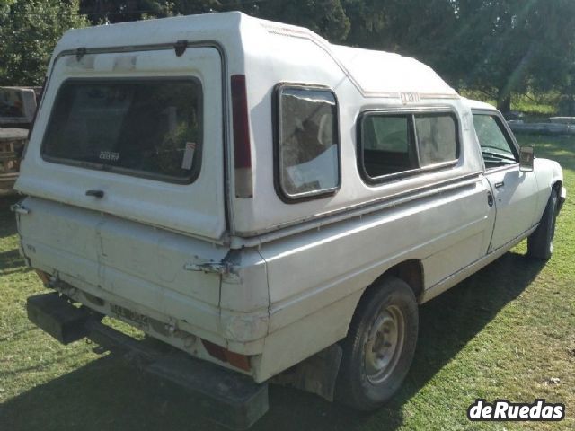 Peugeot 504 Usada en Mendoza, deRuedas