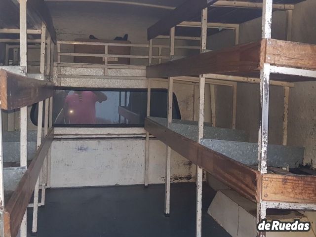 Peugeot 504 Pick-Up Usada en Mendoza, deRuedas
