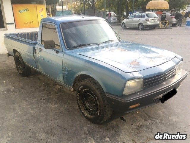 Peugeot 504 Pick-Up Usada en Mendoza, deRuedas