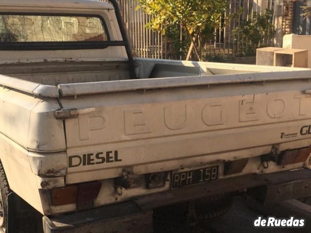Peugeot 504 Pick-Up Usada en Mendoza, deRuedas