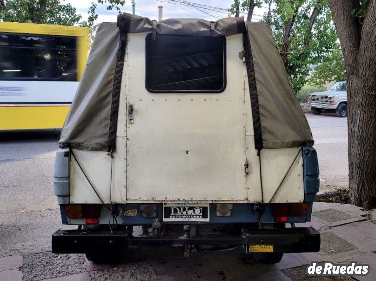 Peugeot 504 Pick-Up Usada en Mendoza, deRuedas