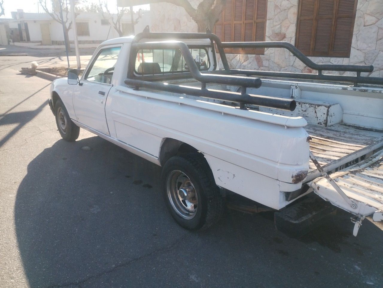 Peugeot 504 Pick-Up Usada en Mendoza, deRuedas