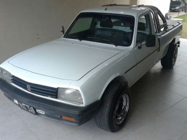 Peugeot 504 Pick-Up Usada en Mendoza, deRuedas