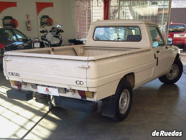 Peugeot 504 Pick-Up Usada en Mendoza, deRuedas