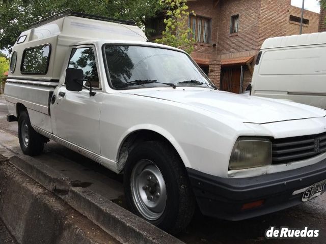 Peugeot 504 Pick-Up Usada en Mendoza, deRuedas