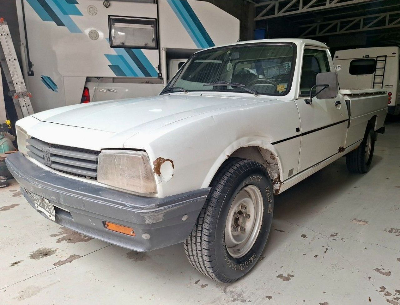 Peugeot 504 Pick-Up Usada en Mendoza, deRuedas