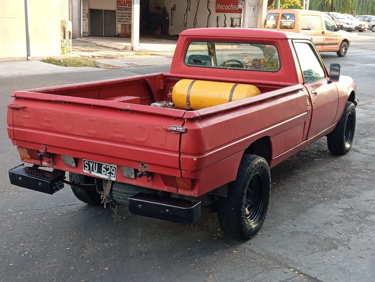 Peugeot 504 Pick-Up Usada en Mendoza, deRuedas