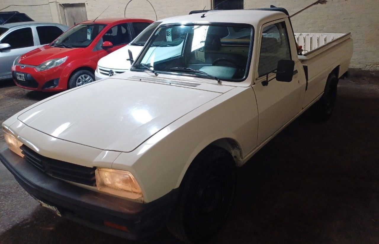Peugeot 504 Pick-Up Usada en Mendoza, deRuedas