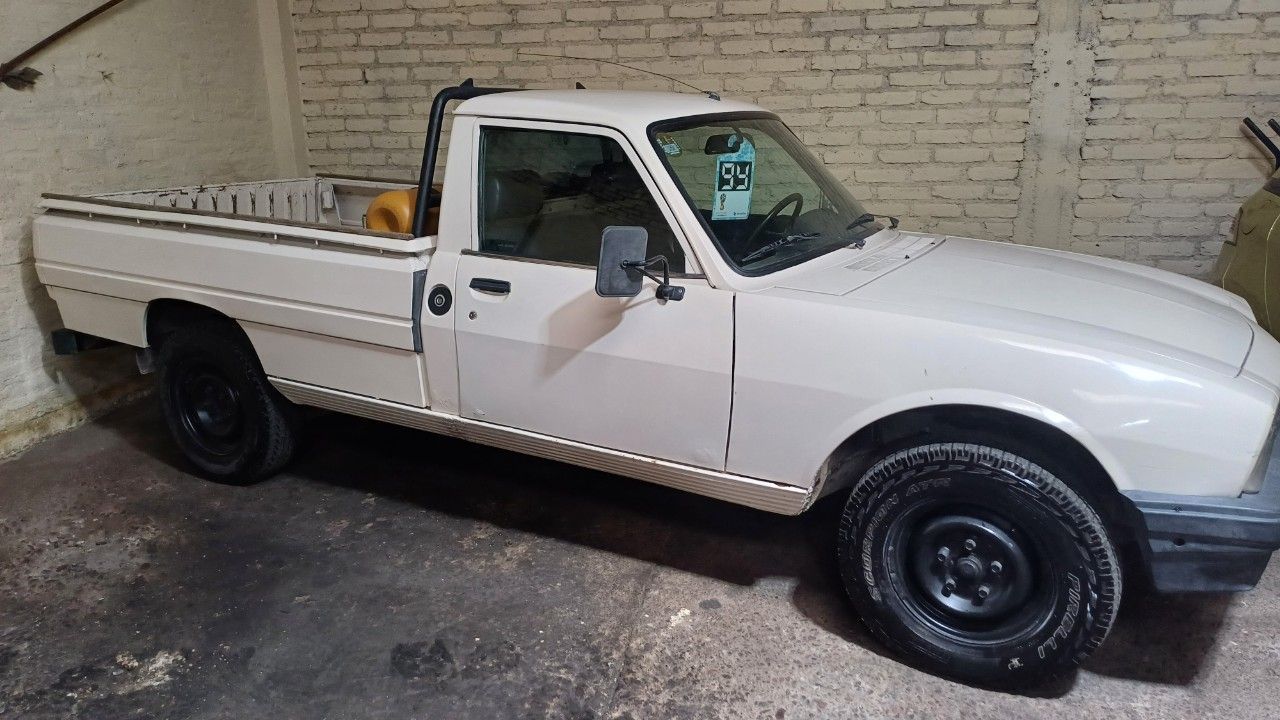 Peugeot 504 Pick-Up Usada en Mendoza, deRuedas