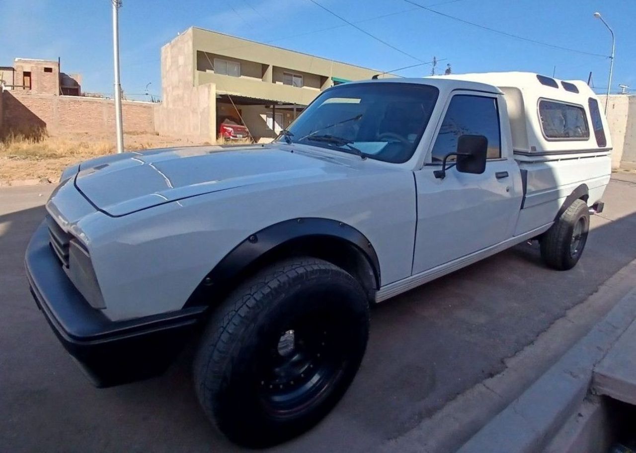 Peugeot 504 Pick-Up Usada en Mendoza, deRuedas